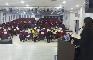 Belediye personeline uyuşturucu ile mücadale anlatıldı