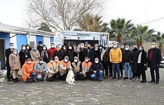 Belediye yönetiminden hayvan bakım merkezine ziyaret