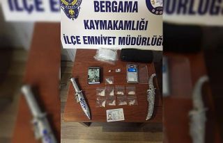 Bergama’da bir kişinin üst aramasında ve evinde...