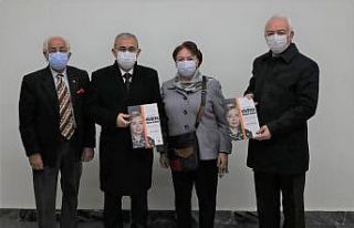 Bestekar ve şair Nilüfer Örnek Özkan’ın kitabı...