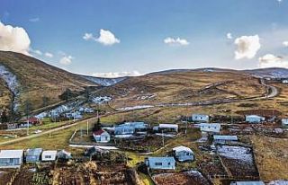 Bin 830 rakımlı yayla adını aldığı kar yağışına...