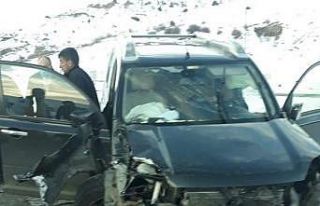 Bingöl’de trafik kazası: 3 yaralı