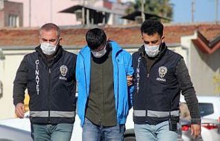 Borcunu ödemeyen arkadaşa çocuk parkında infaz