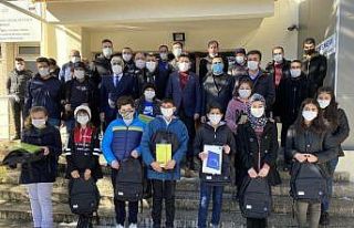 Boyraz Gürünlü gençleri yine unutmadı