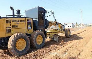 Bozova Belediyesi kırsalda yol çalışmalarına...