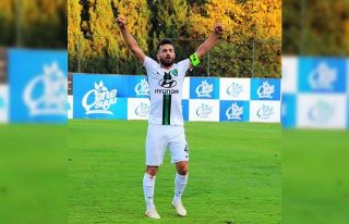 Burak Süleyman kiralık olarak Kocaelispor’a döndü