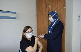 Burdur’da 5 bin 846 kişi CoronaVac aşısı oldu
