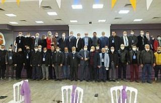 Burhaniye AK Parti’de Gedikoğlu güven tazeledi