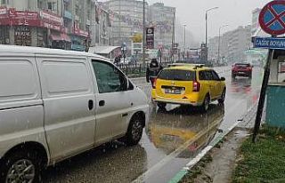 Bursa şehir merkezinde yoğun kar