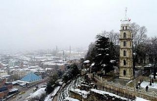 Bursa’da karla bulutların dansı drone ile görüntülendi