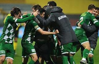Bursaspor’da ilk hedef kadroyu elde tutmak