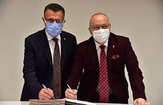 Büyükşehir, ’Bakkal Şükrü Evi’ni Alaşehir...