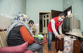 Büyükşehir Belediyesinden Gülay teyzeye yardım...