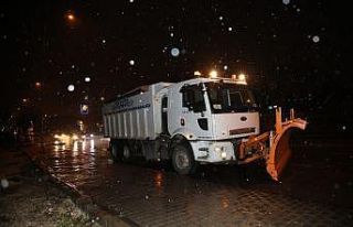 Büyükşehir güvenli seyahat için gece boyu çalıştı