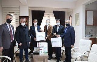 Büyükşehir’den Muhtarlara sağlık sepeti