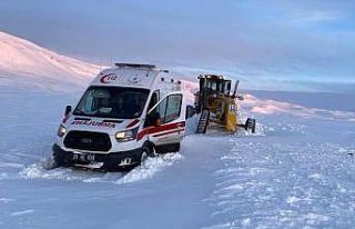 Büyükşehir’in kar timleri kırsalda da iş başında