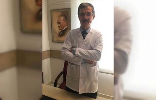 Buzlu yolda yürürken dikkat