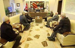 Cami yaptıran hayırseverlere takdirname