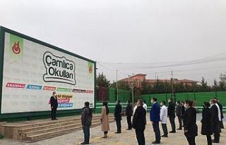 Çamlıca okullarında istiklal marşı