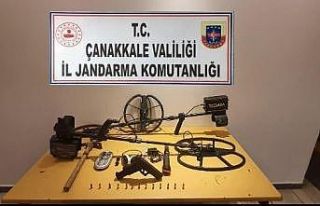 Çanakkale’de 4 define şüphelisi yakalandı