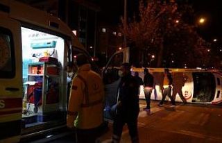 Çanakkale’de ticari taksi ile ambulans çarpıştı:...