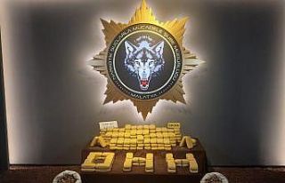 Ceviz çuvalı içinde 100 kilo eroin ele geçirildi