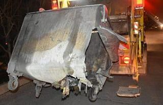 Çöp tenekesi bomba gibi patladı