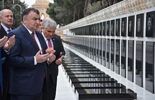 DATÜB Genel Başkanı Kassanov, 20 Ocak 1990 faciasını...