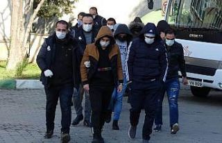 DEAŞ’tan gözaltına alınan 11 yabancıya 4 gün...
