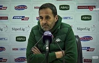 Denizlispor’da boykot yapan futbolcular maça antrenmansız...