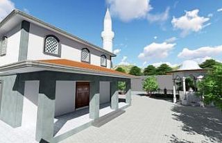 Depremde hasar gören ve sonrasında yıkılan cami...