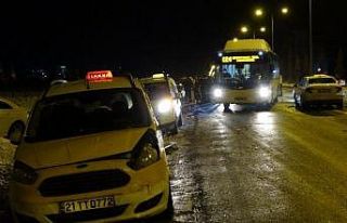 Diyarbakır’da 22 otomobil birbirine girdi: 10 yaralı