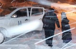 Doğum sancısı başlayan kadın için seferber oldular