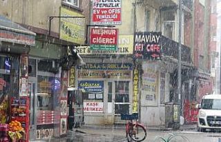 Dondurucu soğuklar yerini kar yağışına bıraktı