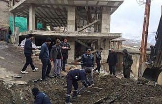 Dondurucu soğukta su hattı onarımı