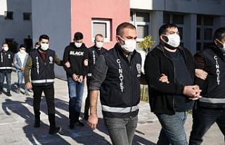 "Dul erkek" kavgası kanlı bitti