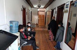 Düzce Belediyesinden dilenci operasyonu