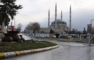Edirneliler kısıtlamalara uyuyor