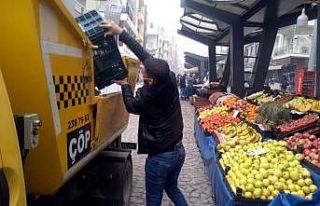 Ekipler, temiz Akdeniz için gece gündüz çalışıyor