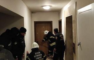 Elektrik kontağından çıkan yangın paniğe neden...
