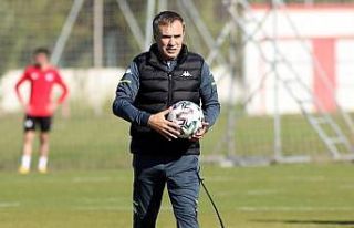 Ersun Yanal: "Takımın yönünü çevirdik"