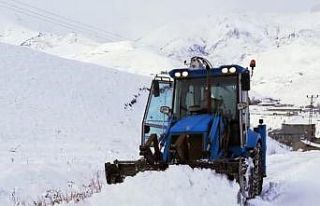 Esendere’de tüm yollar kardan temizlendi