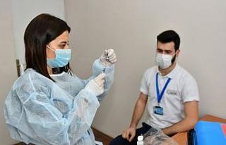 Esenyurt Belediyesi sağlık çalışanları Covıd-19...