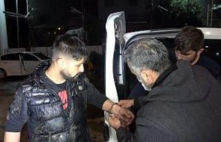 Eşinin ihbarı ile yakalanan şüpheliden uyuşturucu...