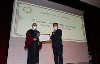 ESOGÜ’de 50’nci yıla özel başarı belgeleri...