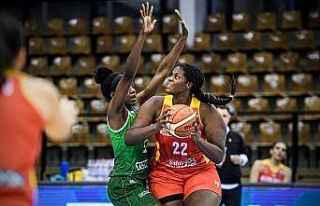 Euro Cup Women Basketbol: Uni Györ: 72 - Bellona...