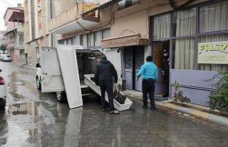 Evsiz adamı oda arkadaşı ölü buldu