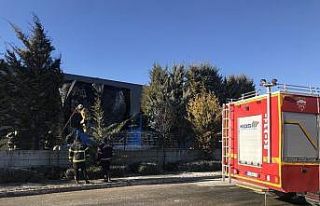 Fabrika trafosunda çıkan yangın korkuttu