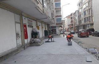 Fatsa’nın kaldırımları yenileniyor