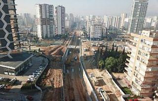 Forum Katlı Kavşağında çalışmalar sürüyor